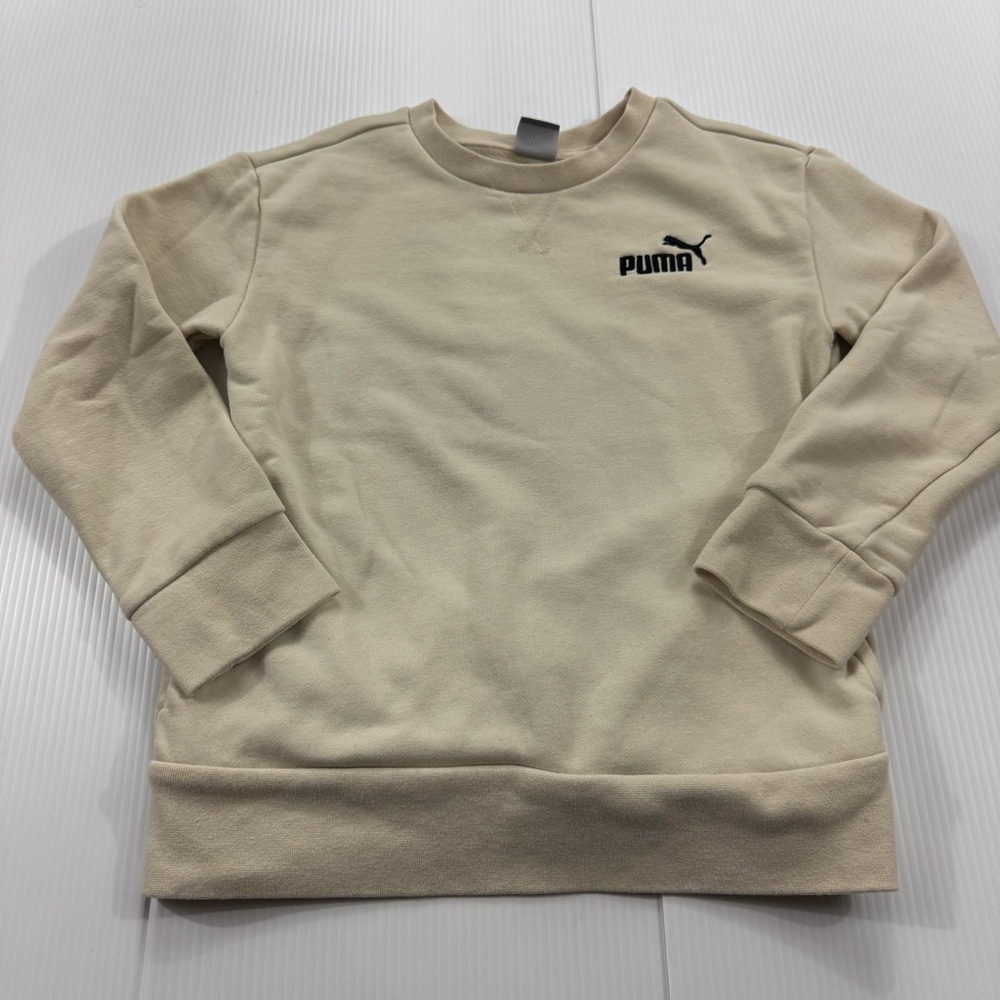 JK98. Kids Puma Beige Knit Sweatshirt with pockets (S 7/8)